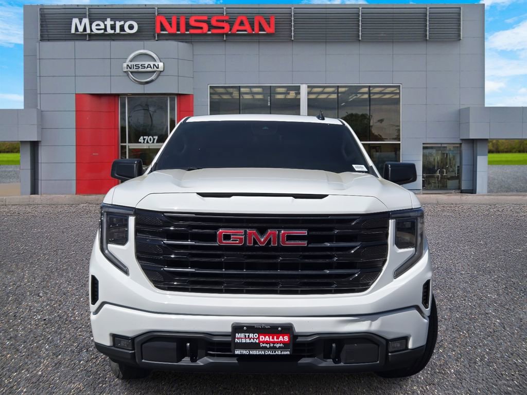 Used 2023 GMC Sierra 1500 Elevation image 2