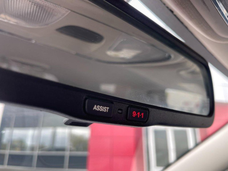 Used 2017 Jeep Cherokee Latitude w/ Cold Weather Group image 24