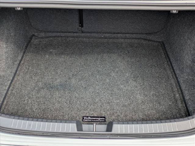 Used 2023 Volkswagen Jetta SE FWD image 6