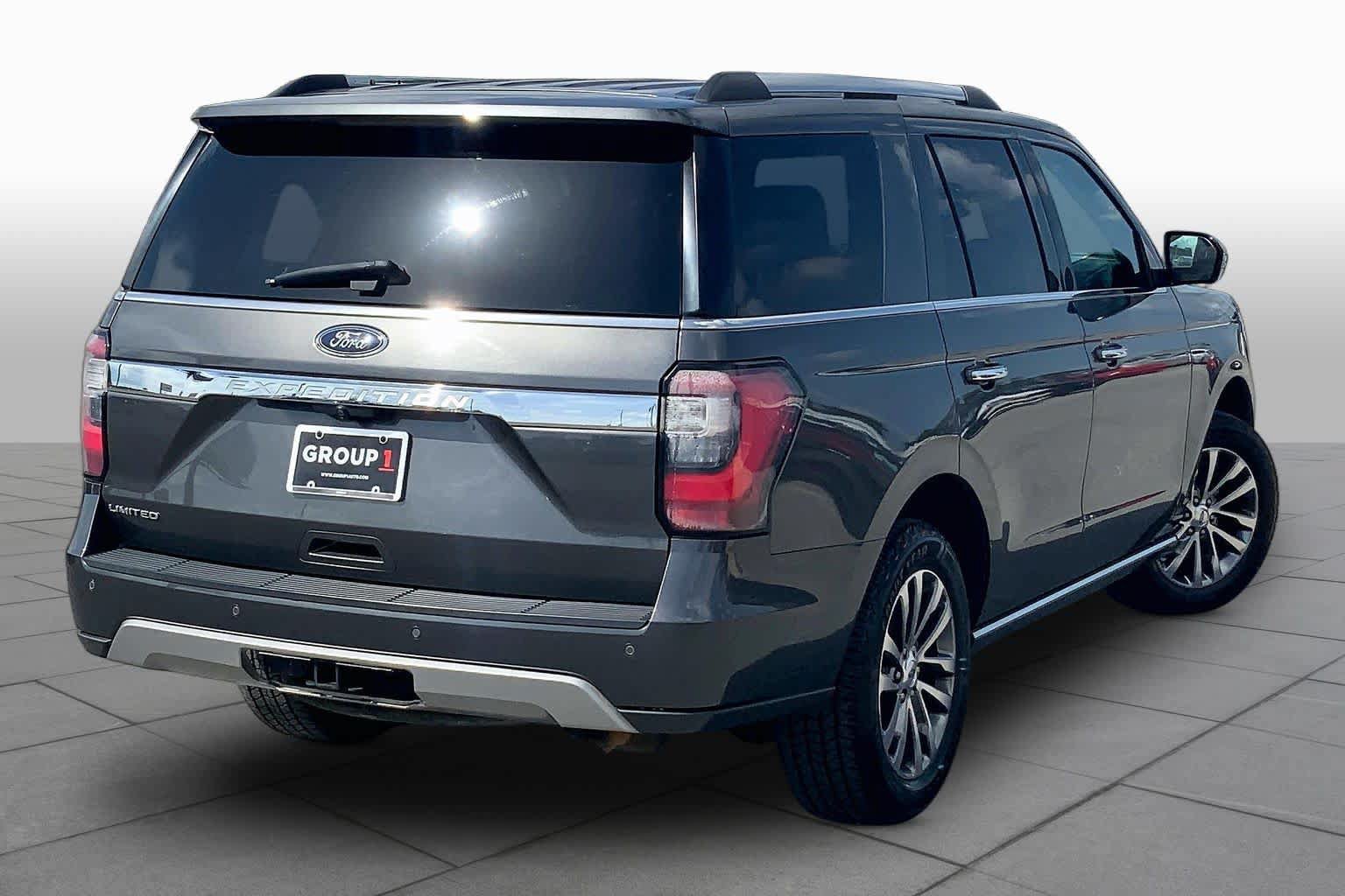 Used 2018 Ford Expedition Limited RWD image 13