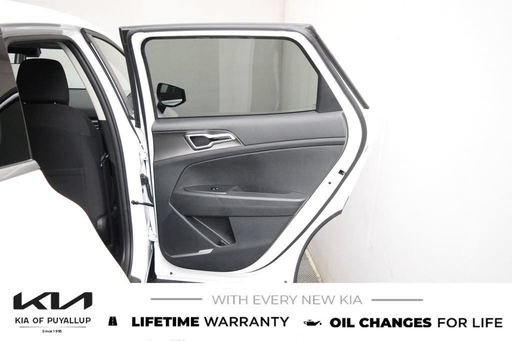 New 2026 Kia Sportage LX AWD/4WD image 13