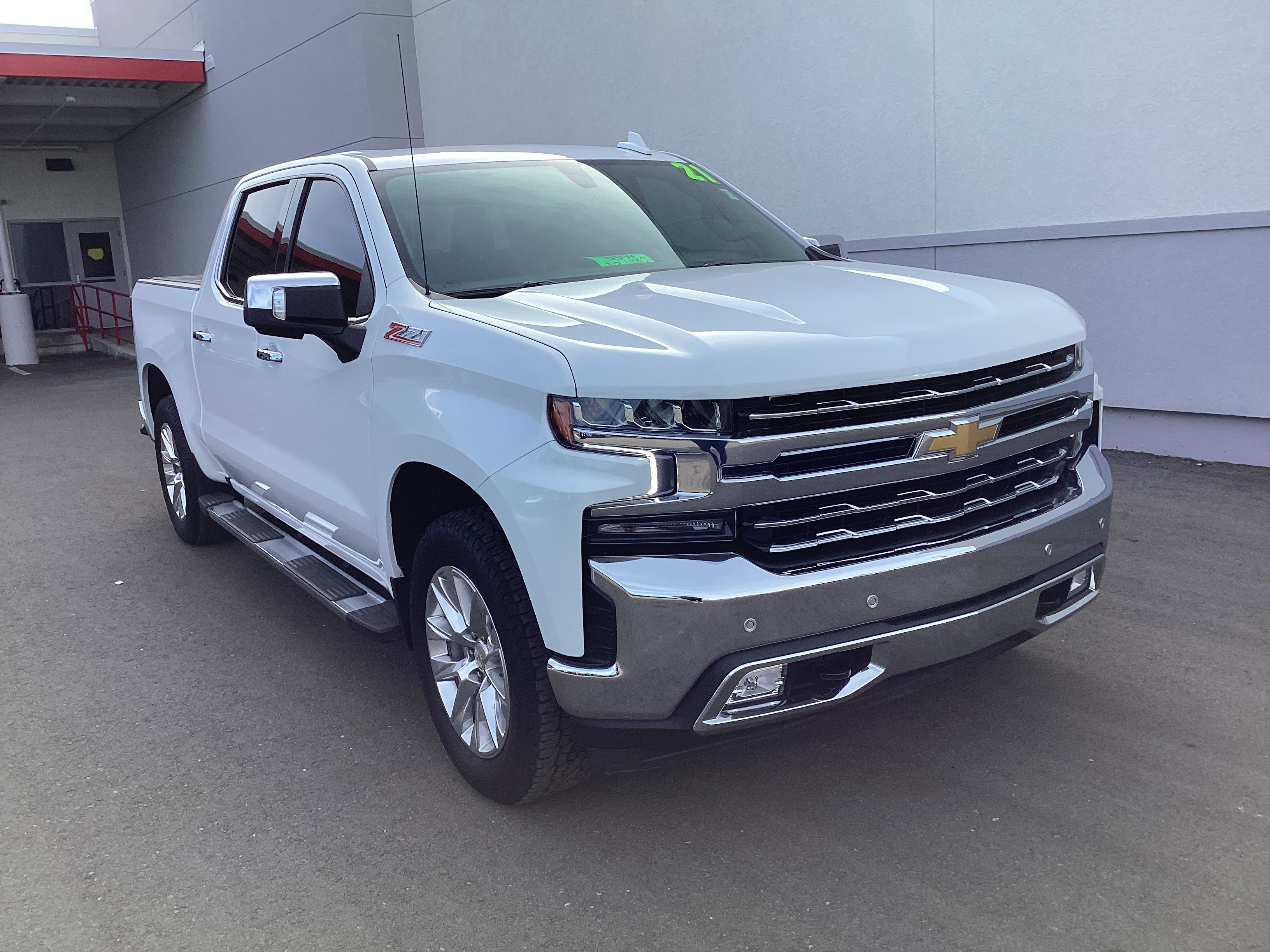 Used 2021 Chevrolet Silverado 1500 LTZ image 2