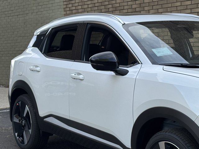 New 2026 Nissan Kicks SR w/ SR Premium Package AWD/4WD image 4