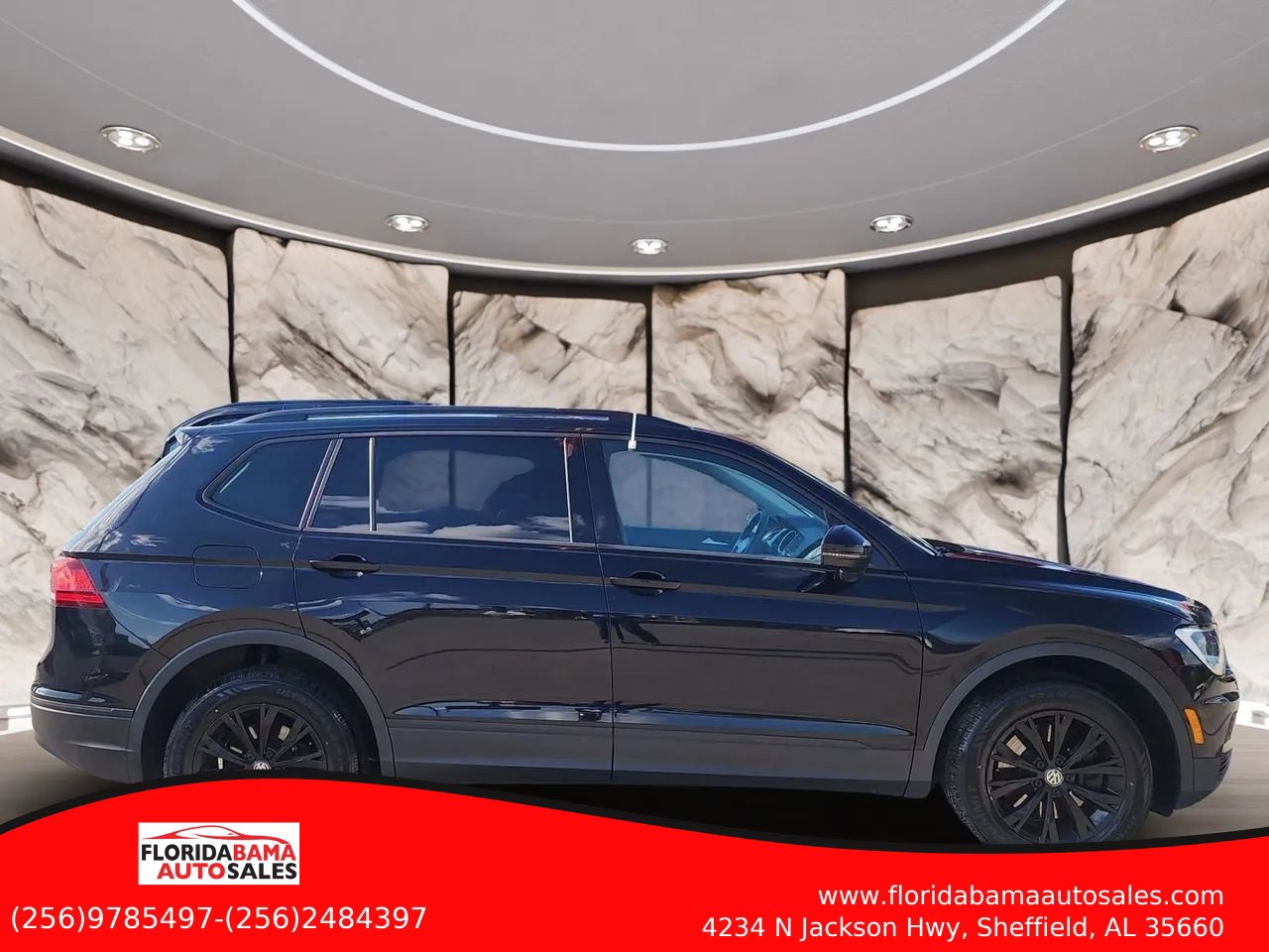Used 2019 Volkswagen Tiguan S FWD image 2