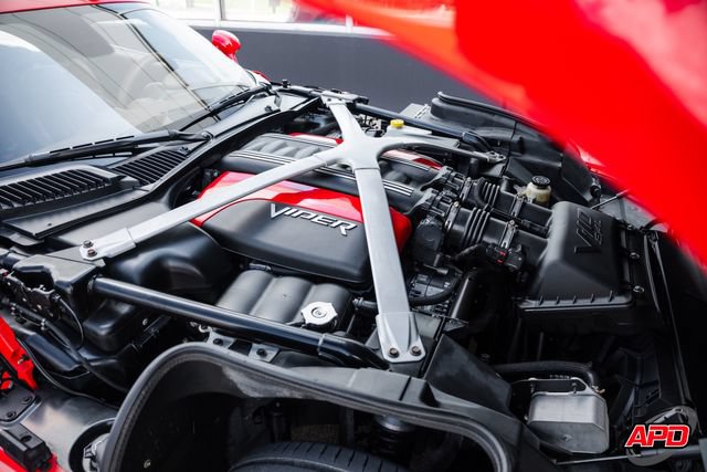 Used 2014 SRT Viper GTS w/ GTS Laguna Interior Package RWD image 27