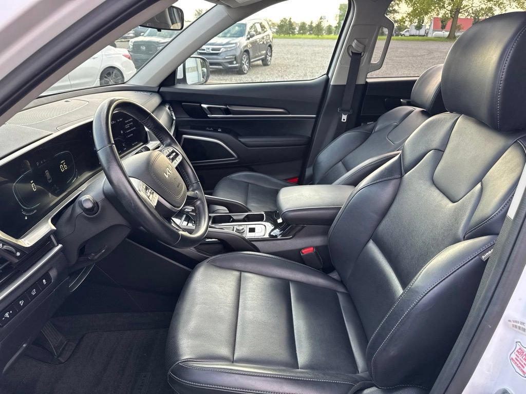 Used 2025 Kia Telluride S AWD/4WD image 30