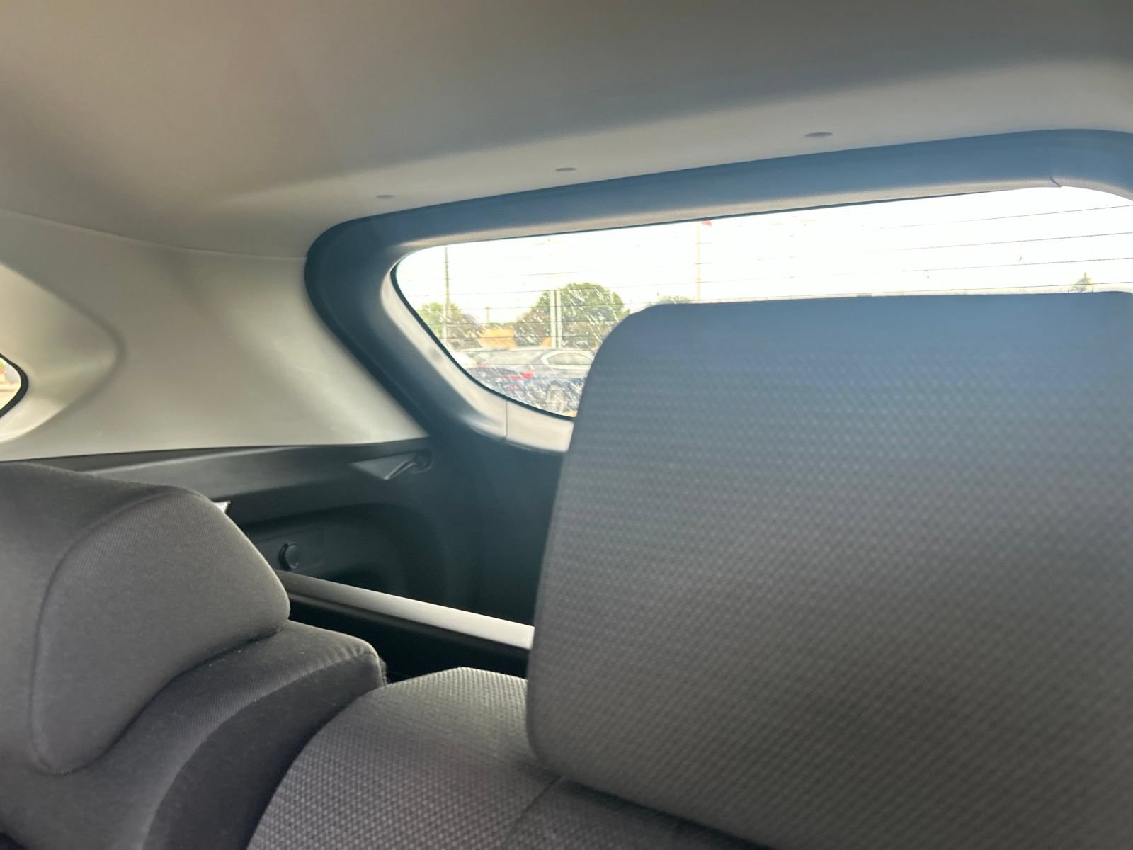 Used 2025 Toyota RAV4 XLE FWD image 19