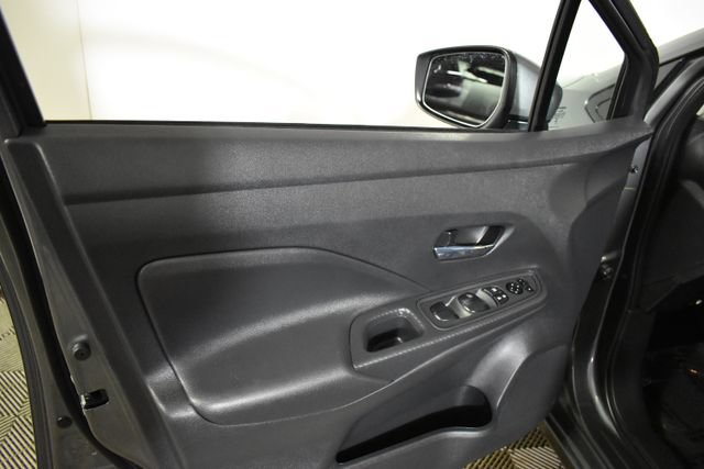 Used 2025 Nissan Versa SV w/ Trunk Package FWD image 7