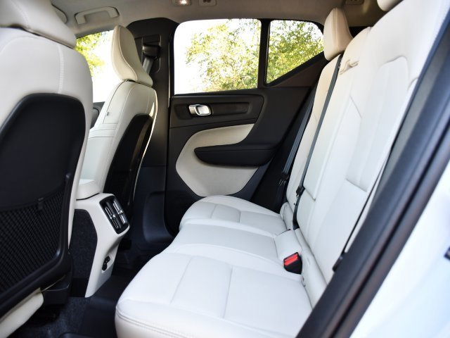 New 2026 Volvo XC40 B5 Plus w/ Protection Package Premier image 15