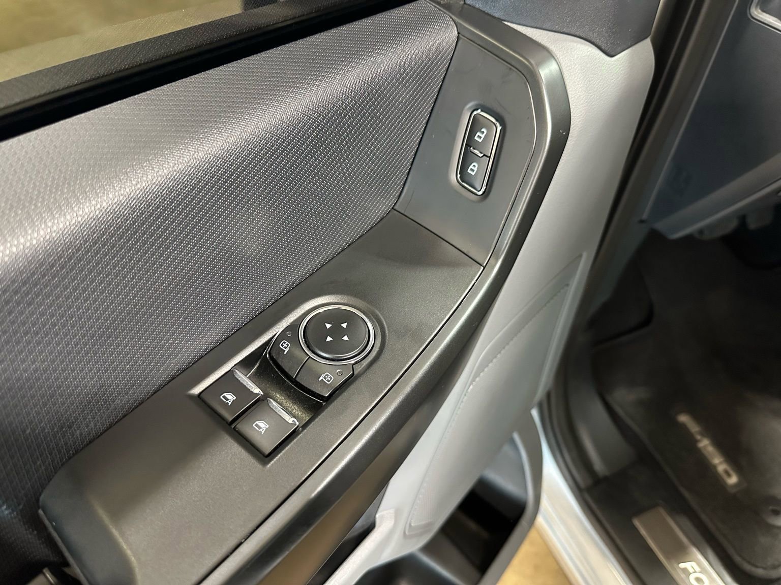 Used 2025 Ford F150 XL w/ Equipment Group 103A High image 15