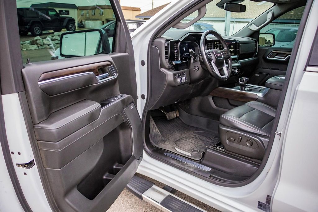 Used 2022 GMC Sierra 1500 SLT image 23