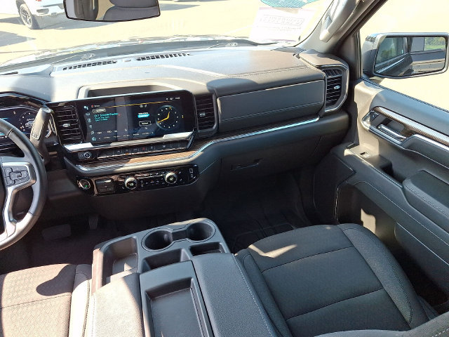 Used 2024 Chevrolet Silverado 1500 RST w/ Redline Edition AWD/4WD image 11