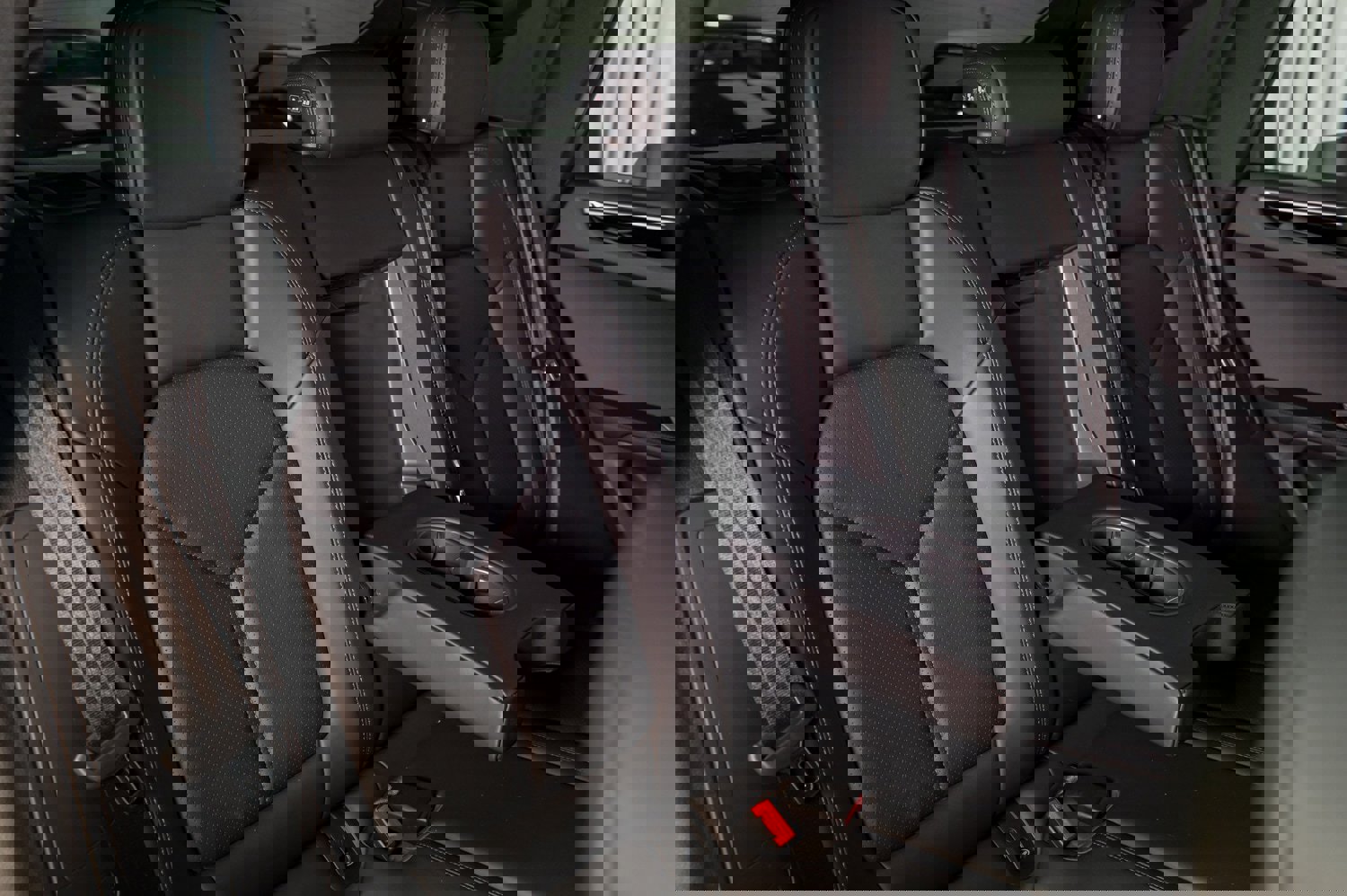 Used 2023 Porsche Macan image 30