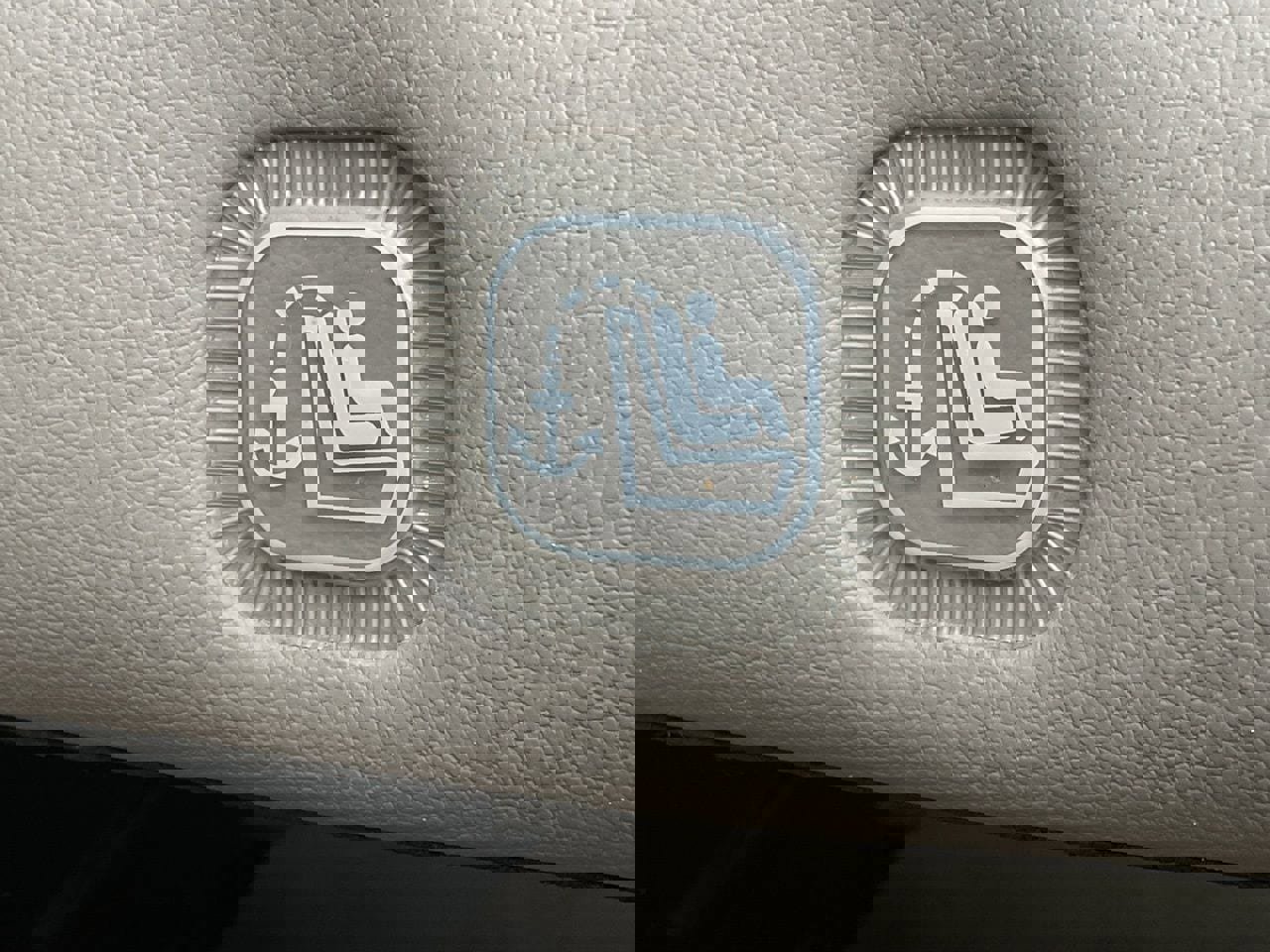 Used 2014 Nissan NV 3500 SL w/ Technology Package image 16