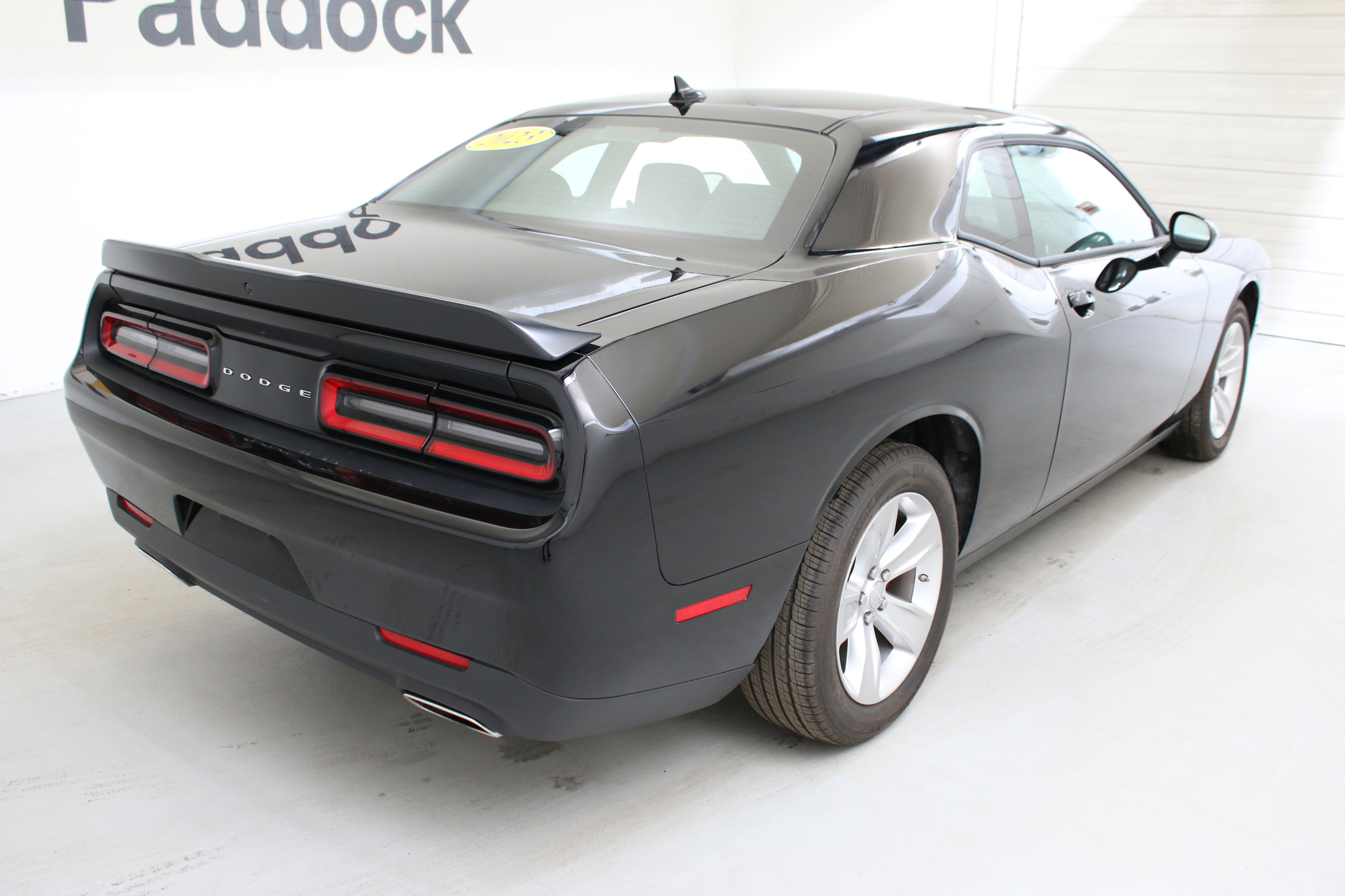 Used 2023 Dodge Challenger SXT image 9