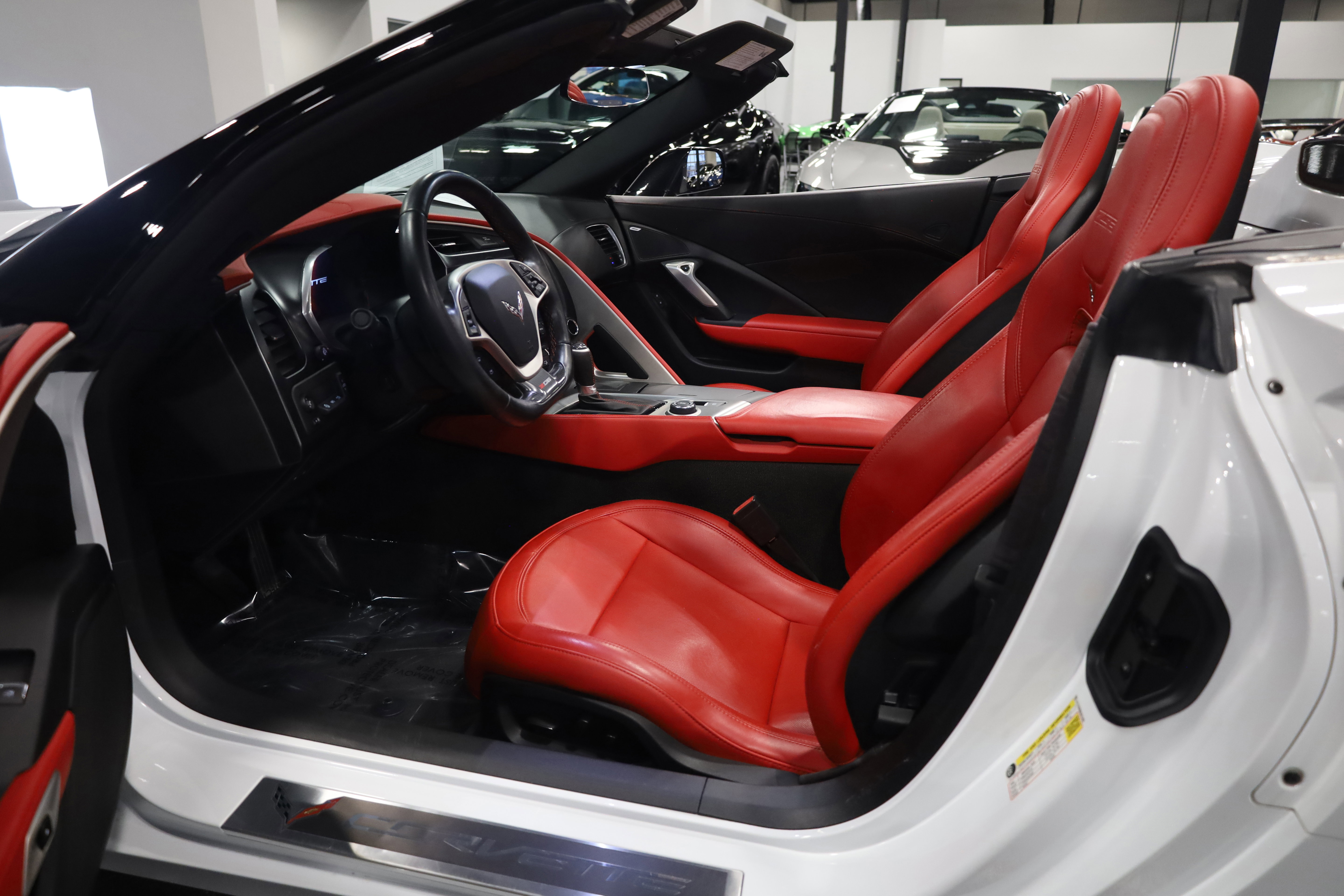 Used 2016 Chevrolet Corvette Z06 w/ 2LZ Preferred Equipment Group image 16