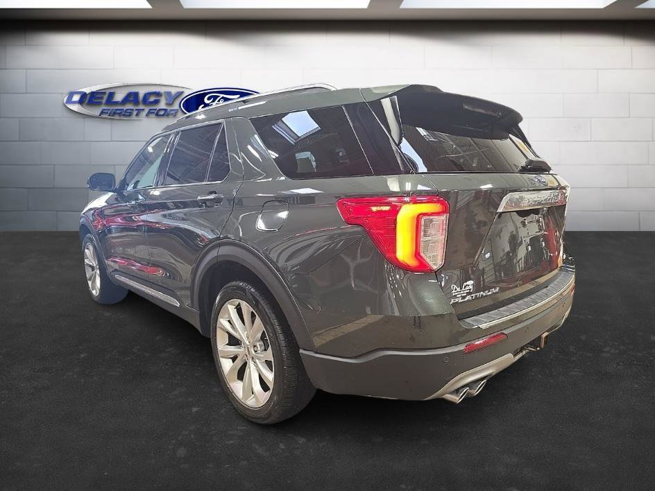 Used 2022 Ford Explorer Platinum w/ Equipment Group 601A image 3