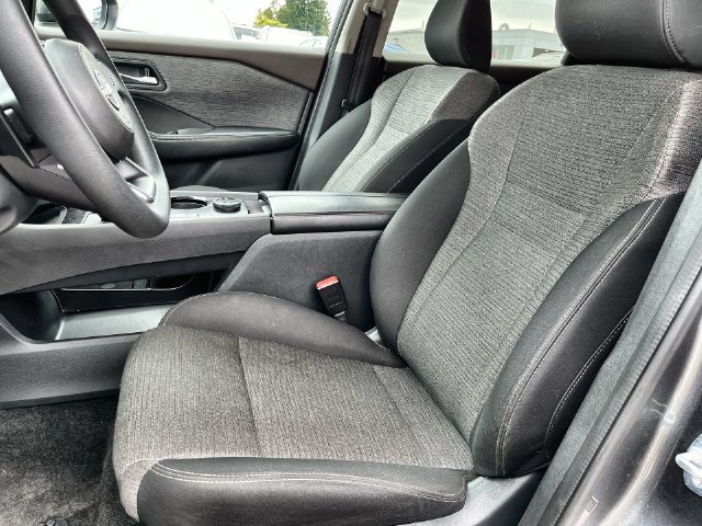Used 2023 Nissan Rogue SV AWD/4WD image 15