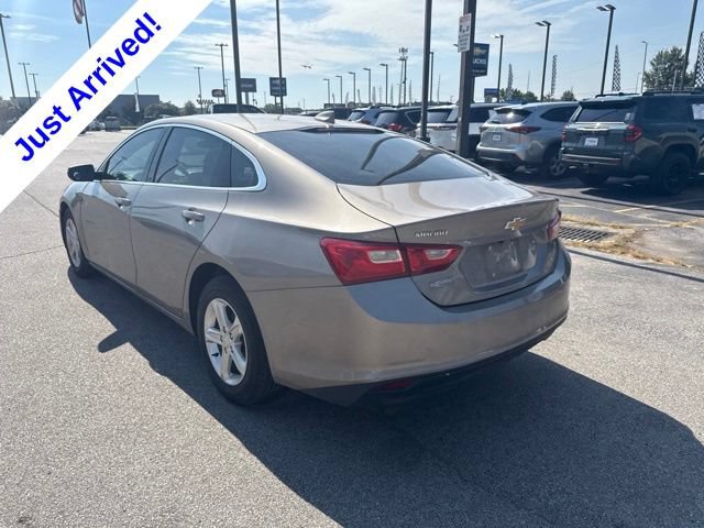 Used 2023 Chevrolet Malibu LT FWD image 5