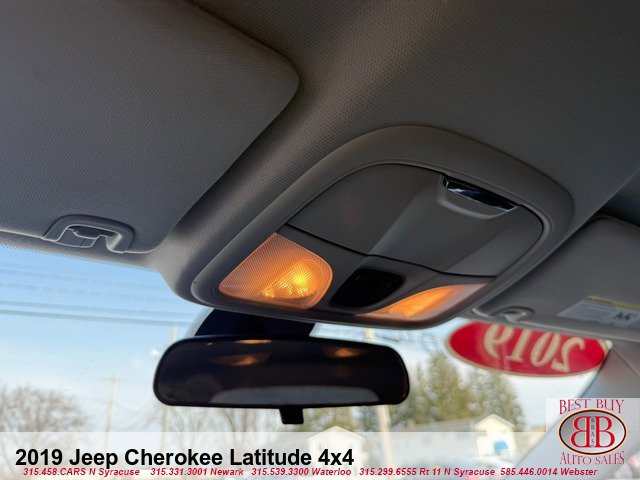 Used 2019 Jeep Cherokee Latitude Plus AWD/4WD image 22