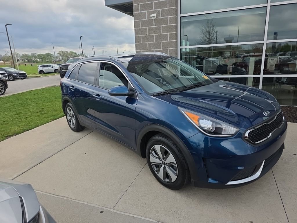 Used 2019 Kia Niro LX FWD image 3