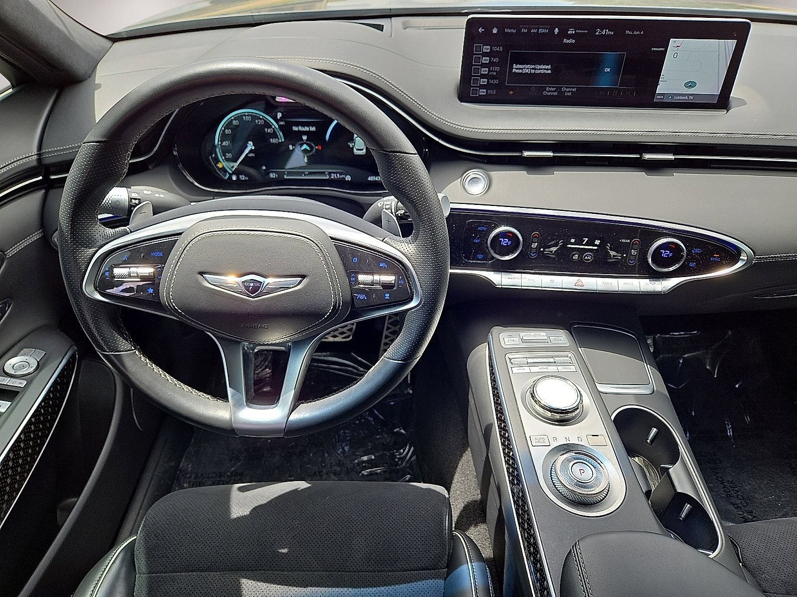 Used 2022 Genesis GV70 3.5T Sport w/ Sport Prestige Package AWD/4WD image 18