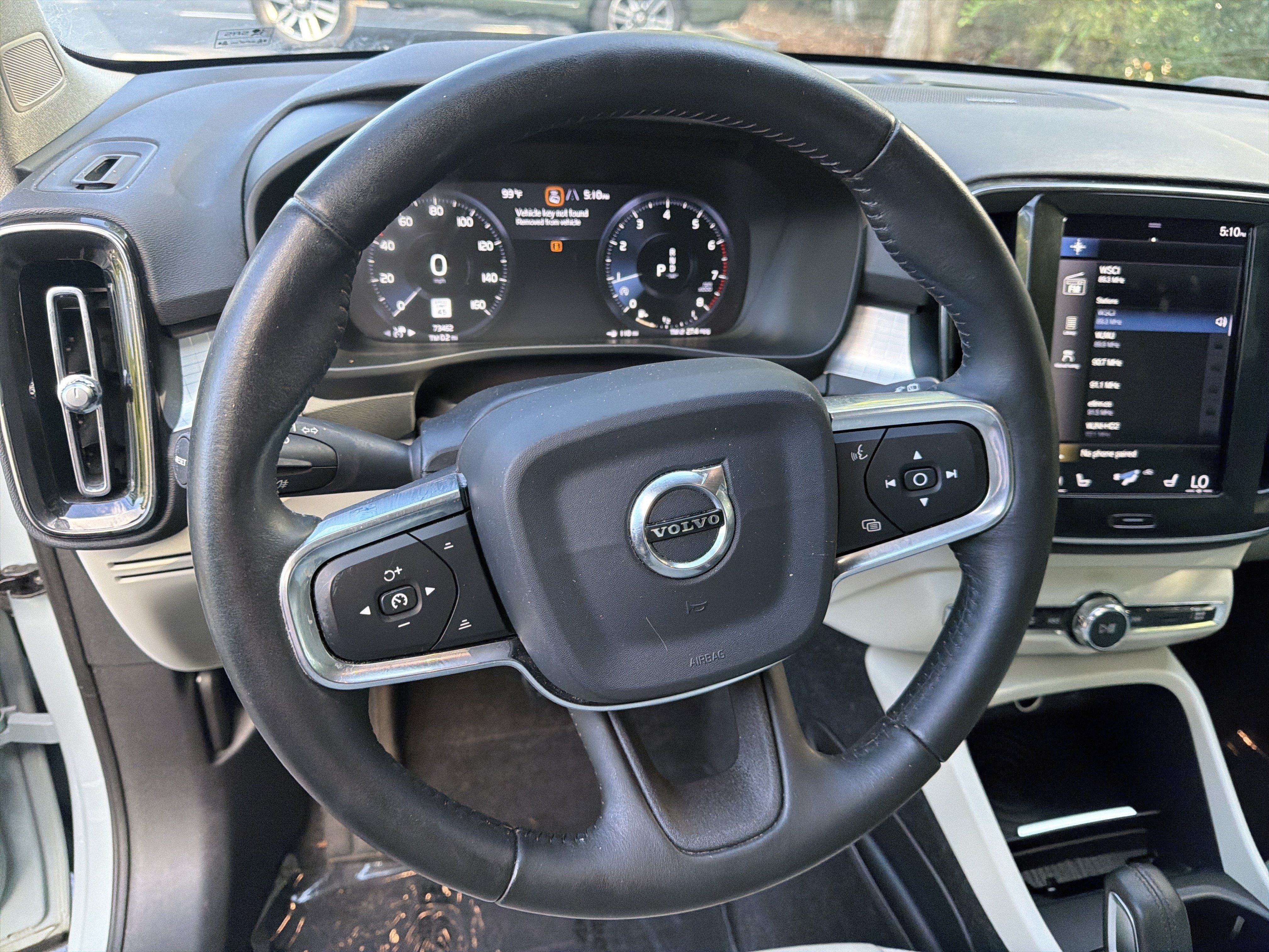 Used 2019 Volvo XC40 T5 Momentum AWD/4WD image 18