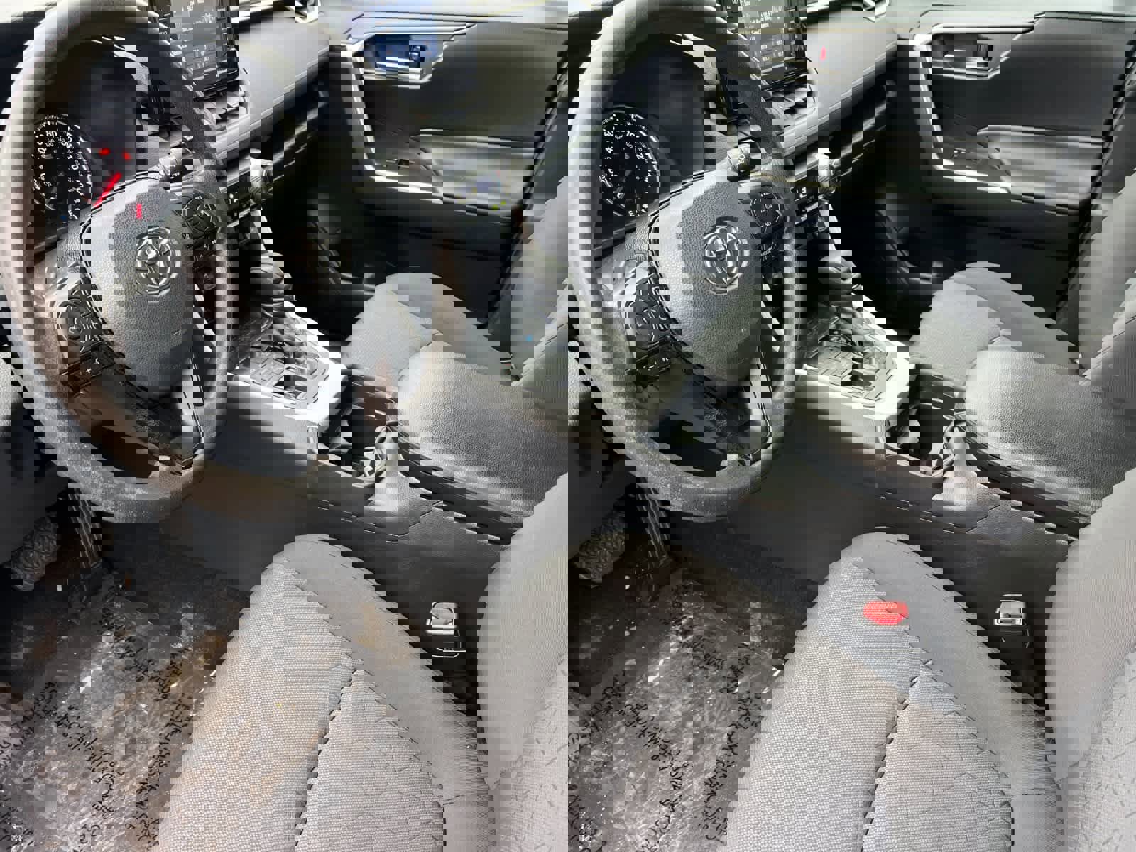 Used 2020 Toyota RAV4 XLE image 11