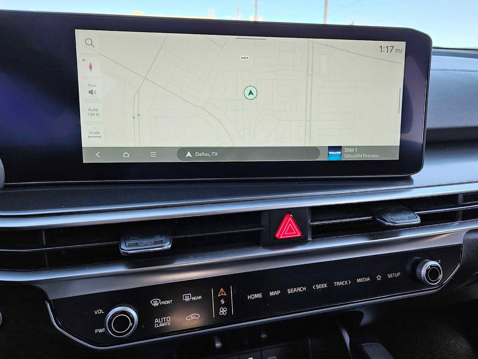 Certified 2024 Kia Sorento EX w/ Panoramic Sunroof Package image 24