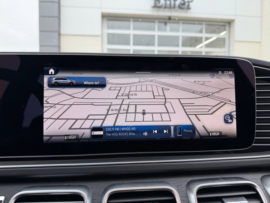 Used 2025 Mercedes-Benz GLS 450 4MATIC image 32