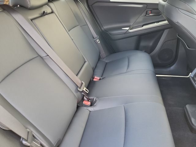 Used 2026 Toyota bZ Woodland AWD/4WD image 16