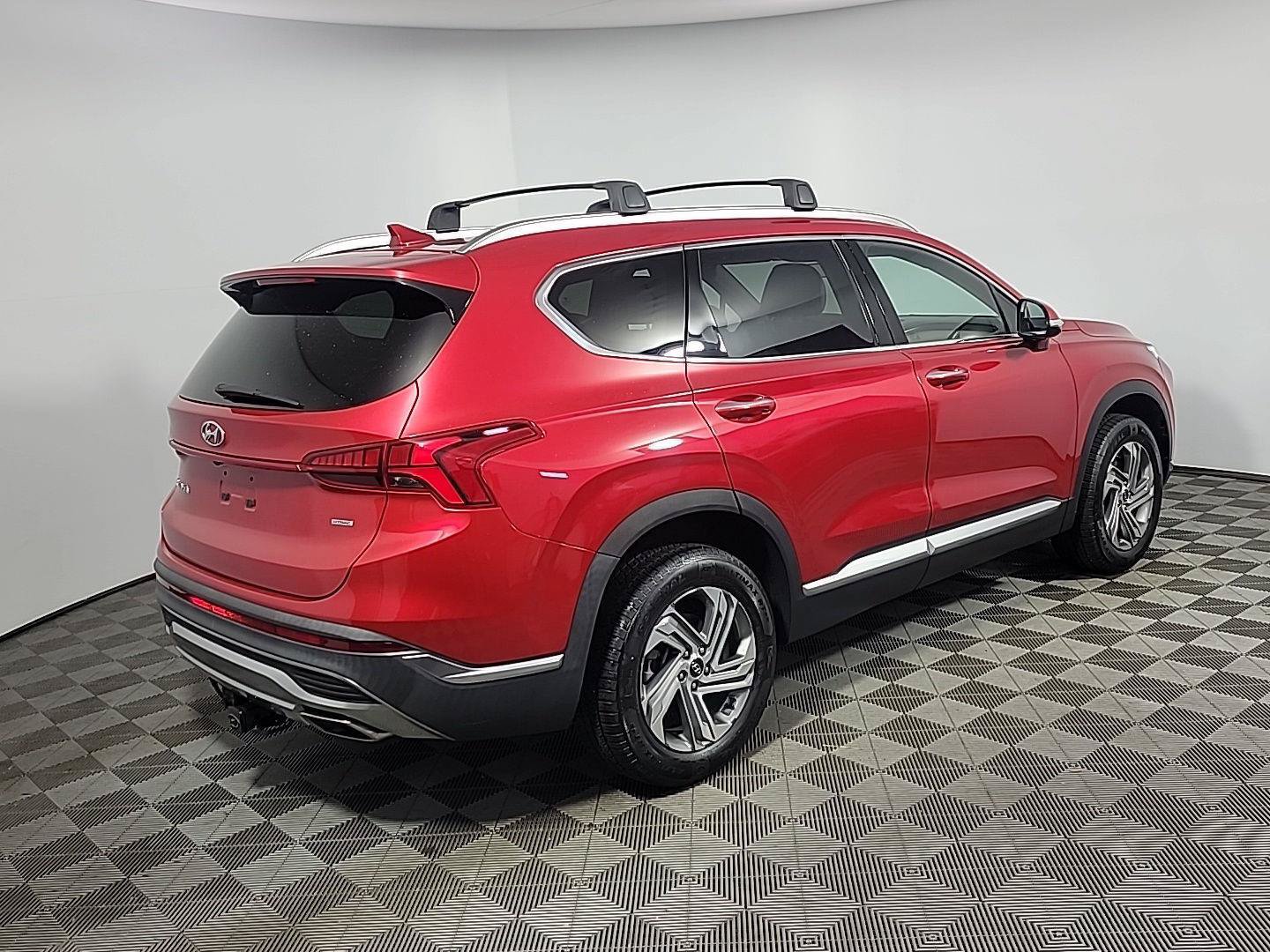 Used 2022 Hyundai Santa Fe SEL w/ Convenience + Premium Package AWD/4WD image 4