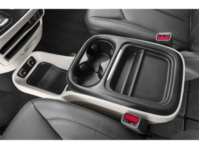 Certified 2019 Chrysler Pacifica Limited w/ S Appearance Package FWD image 15
