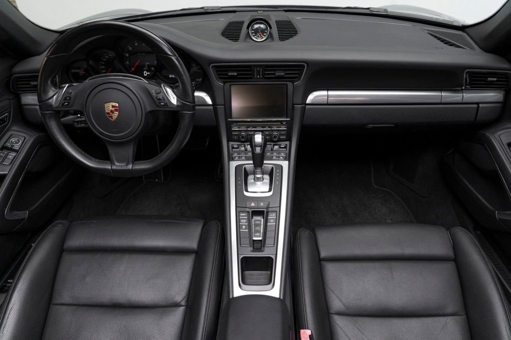 Used 2013 Porsche 911 Carrera image 2