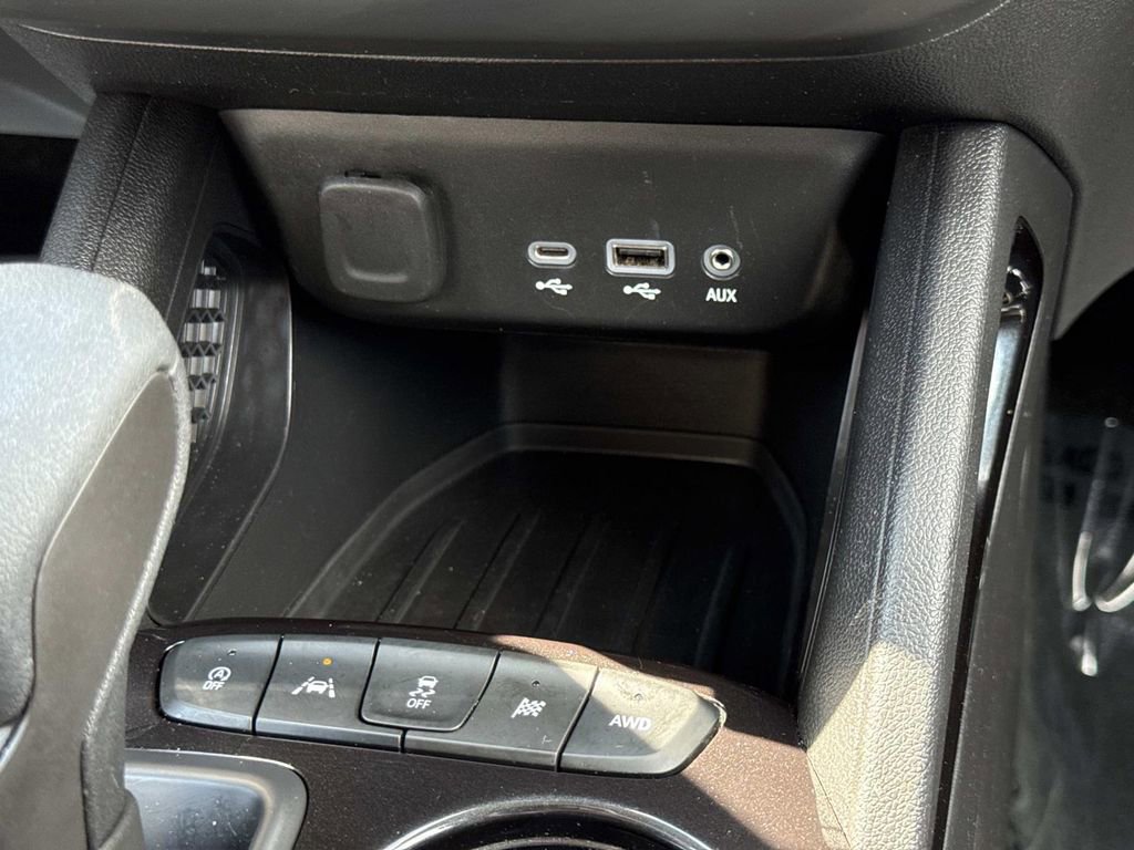 Used 2023 Chevrolet TrailBlazer LT AWD/4WD image 7