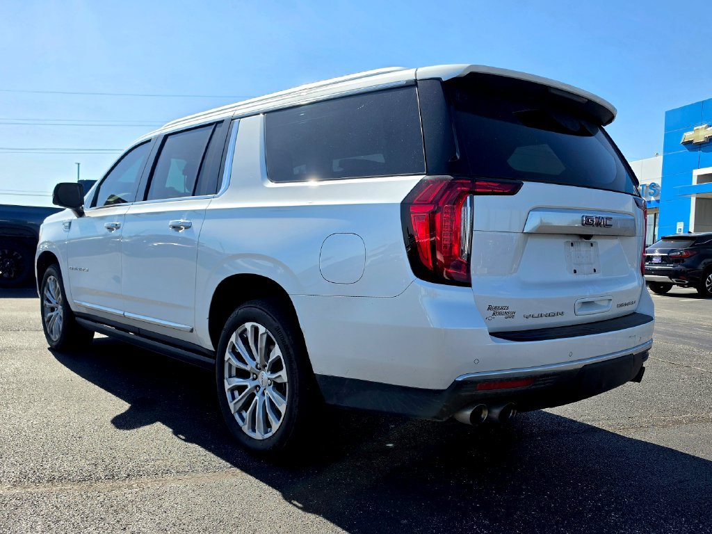 Used 2024 GMC Yukon XL Denali AWD/4WD image 4