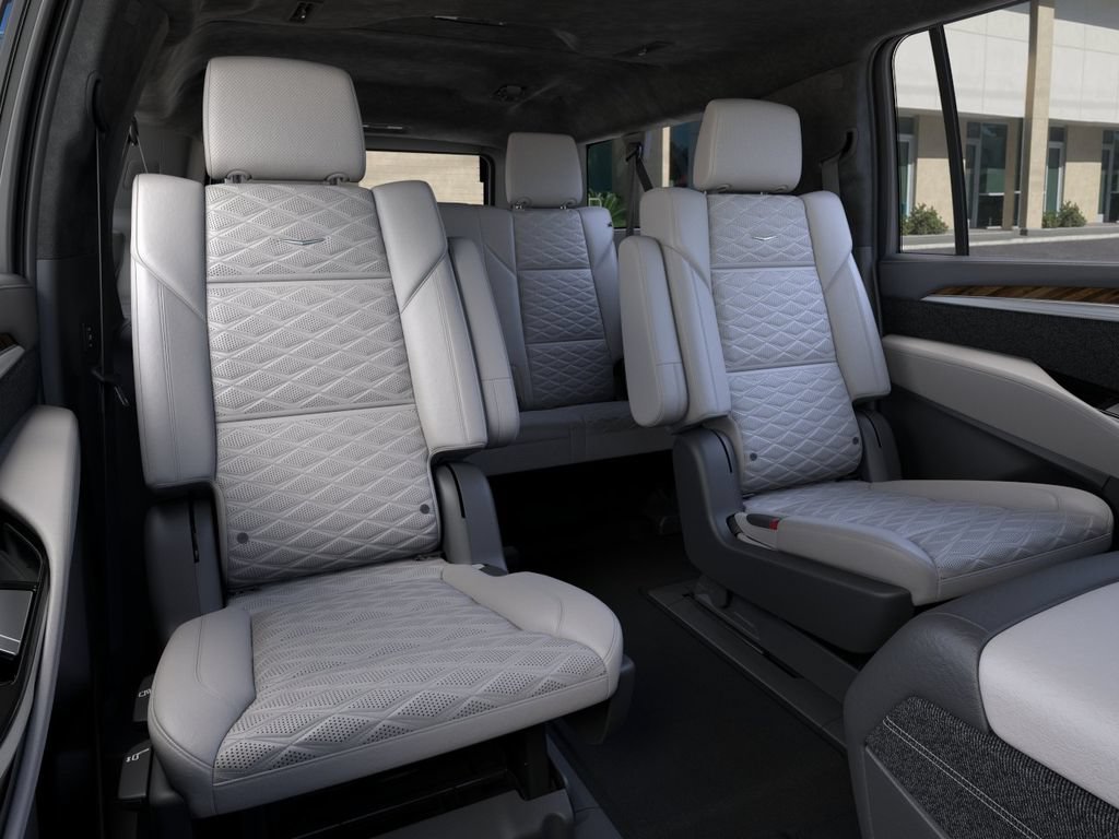 New 2026 Cadillac Escalade ESV Platinum Sport w/ LPO, ONYX Package AWD/4WD image 18