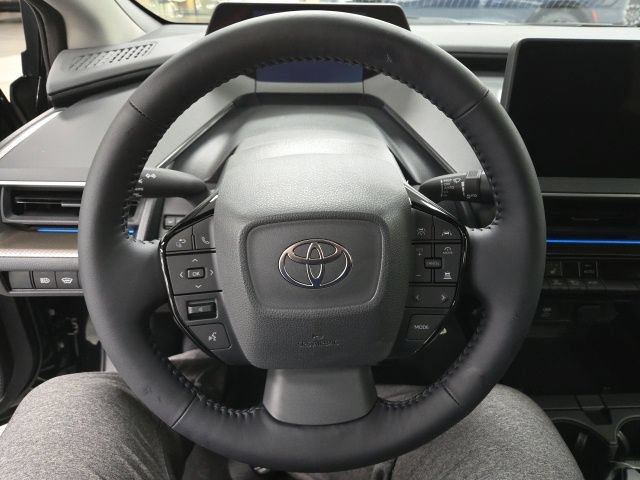 New 2026 Toyota Prius XLE FWD image 31