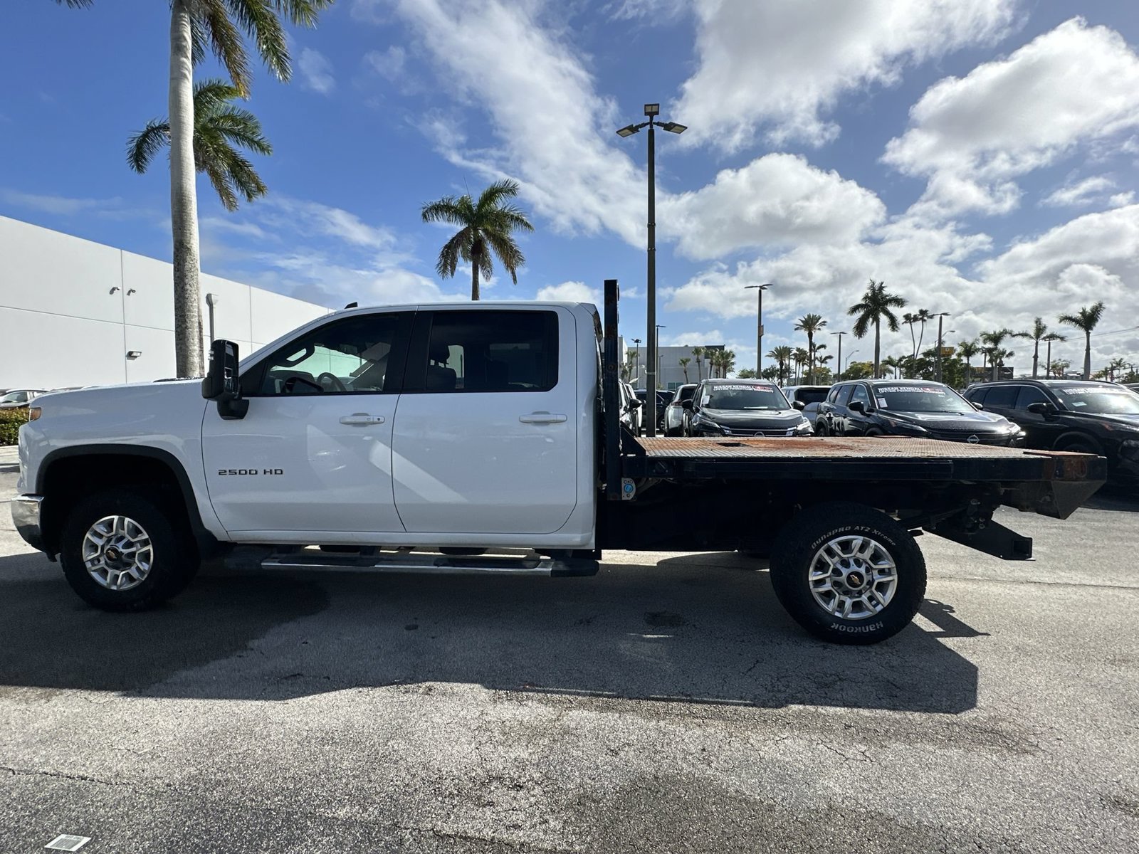 Used 2024 Chevrolet Silverado 2500 LT w/ Convenience Package AWD/4WD image 5