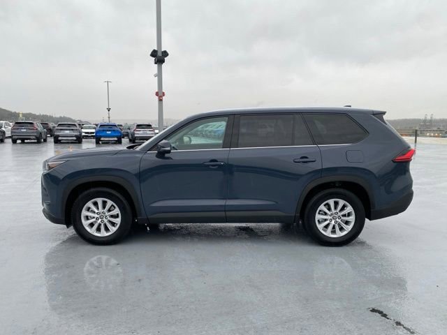 Certified 2024 Toyota Grand Highlander XLE image 9