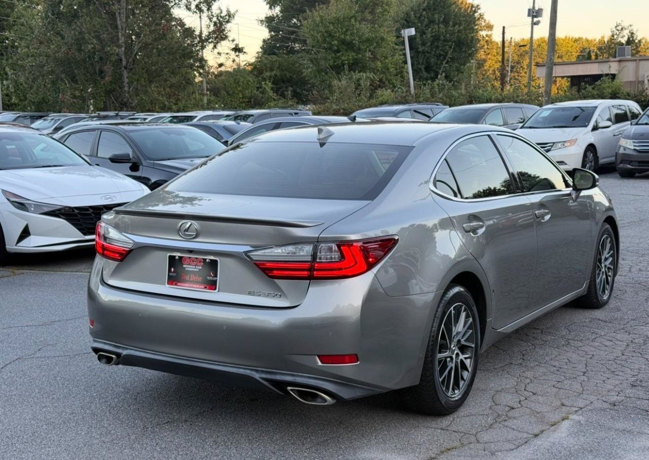 Used 2017 Lexus ES 350 w/ Luxury Package FWD image 5