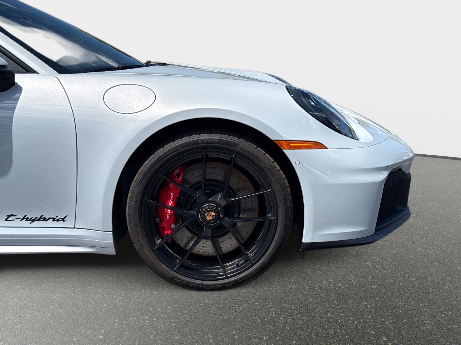 Used 2026 Porsche 911 Carrera 4 GTS AWD/4WD image 22