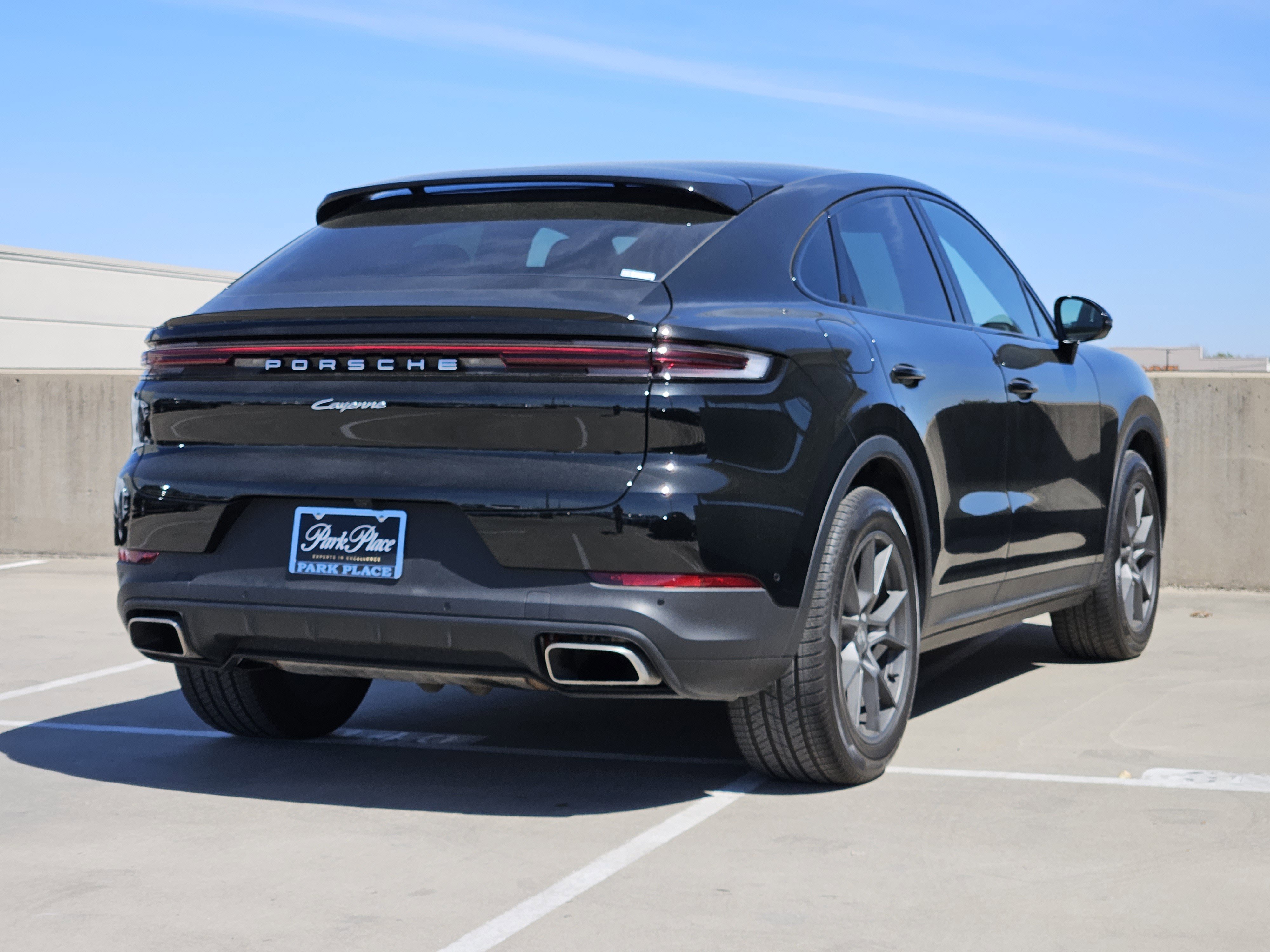 Certified 2026 Porsche Cayenne Coupe AWD/4WD image 8