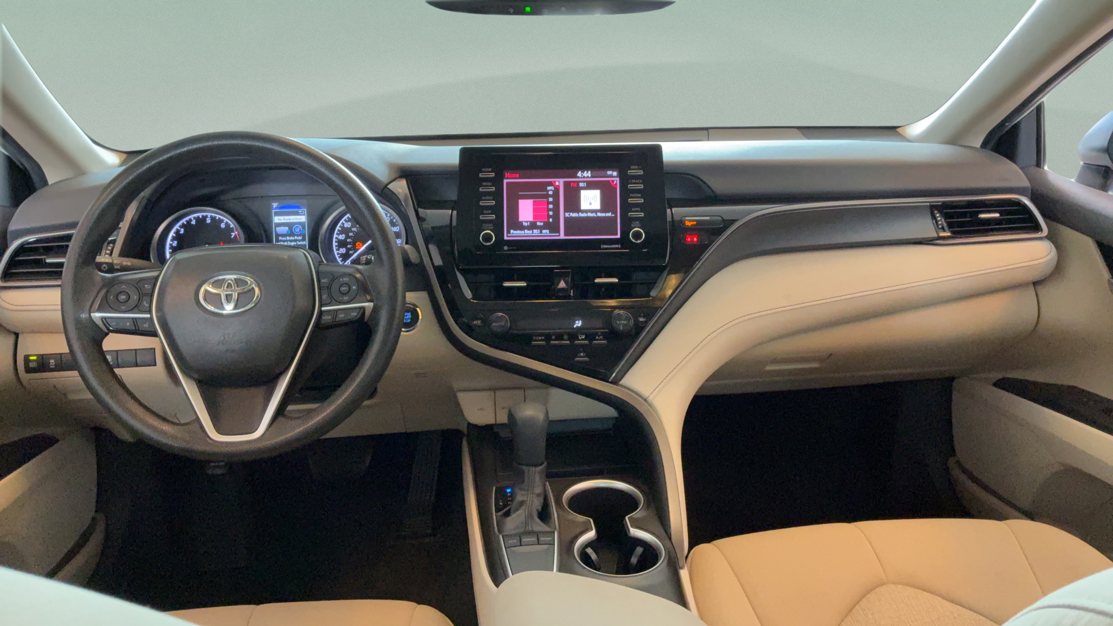 Used 2024 Toyota Camry LE w/ Convenience Package FWD image 28