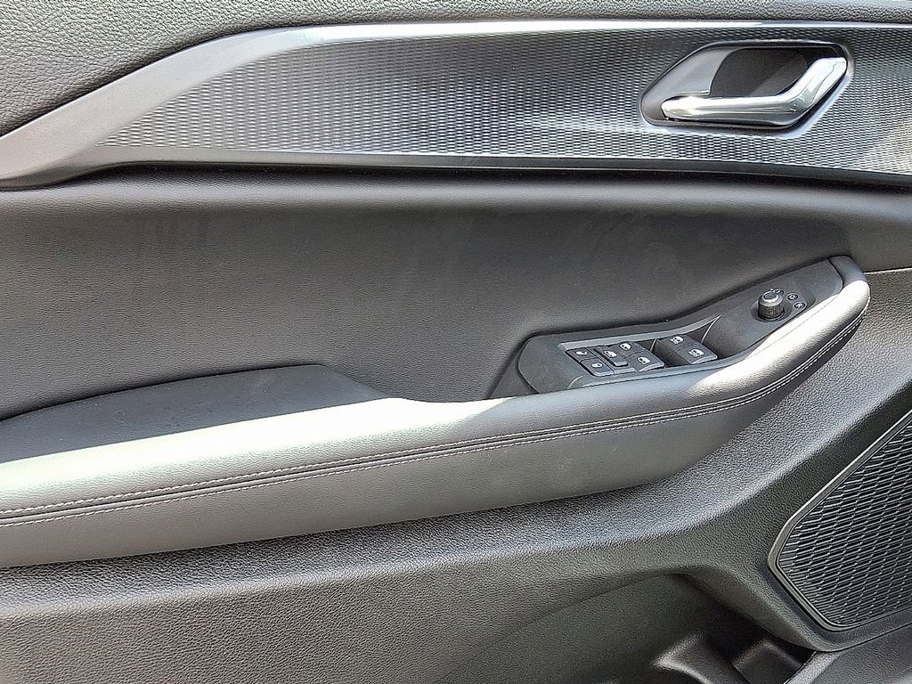 New 2025 Jeep Grand Cherokee Laredo X w/ Luxury Tech Group I image 36