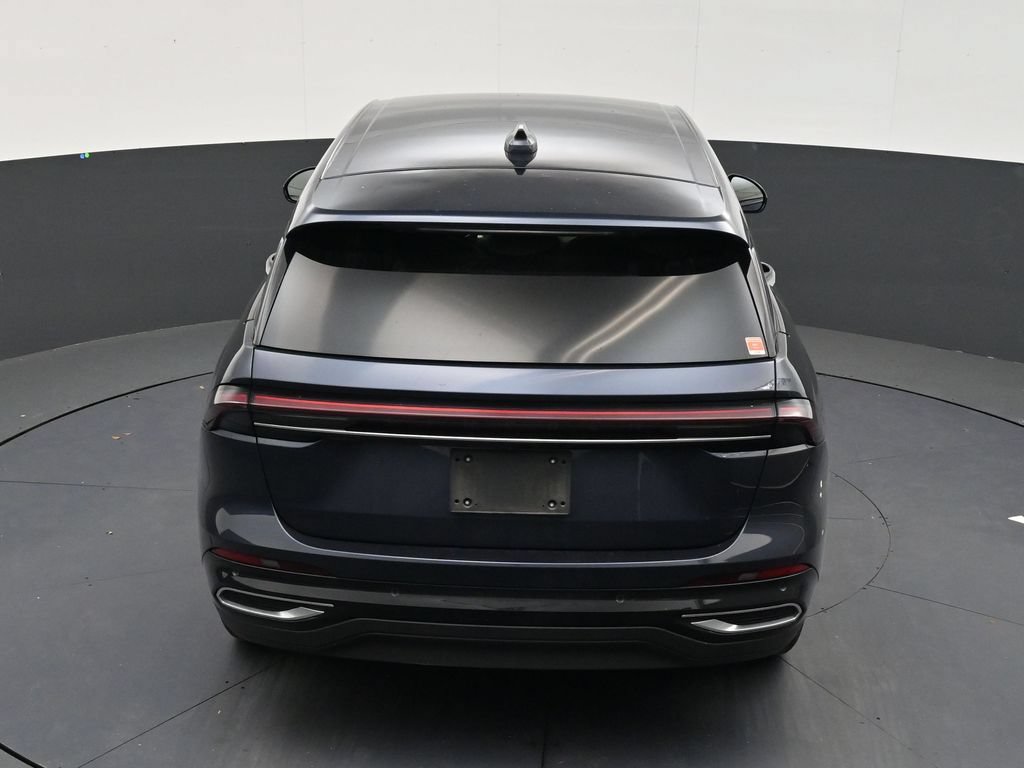 Used 2024 Lincoln Nautilus Premier AWD/4WD image 14