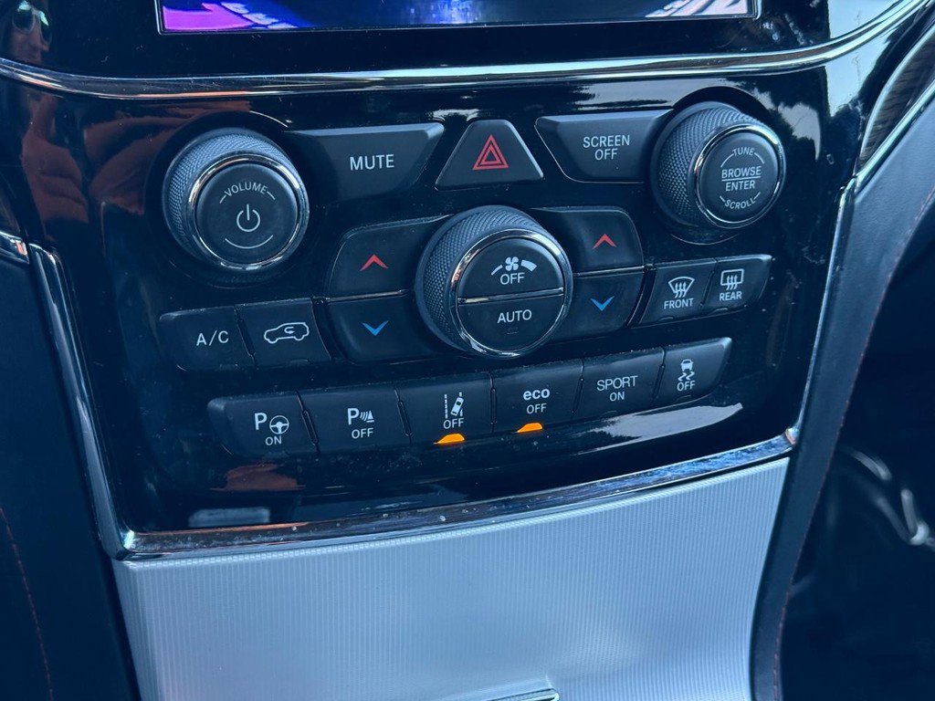 Used 2019 Jeep Grand Cherokee Summit image 21