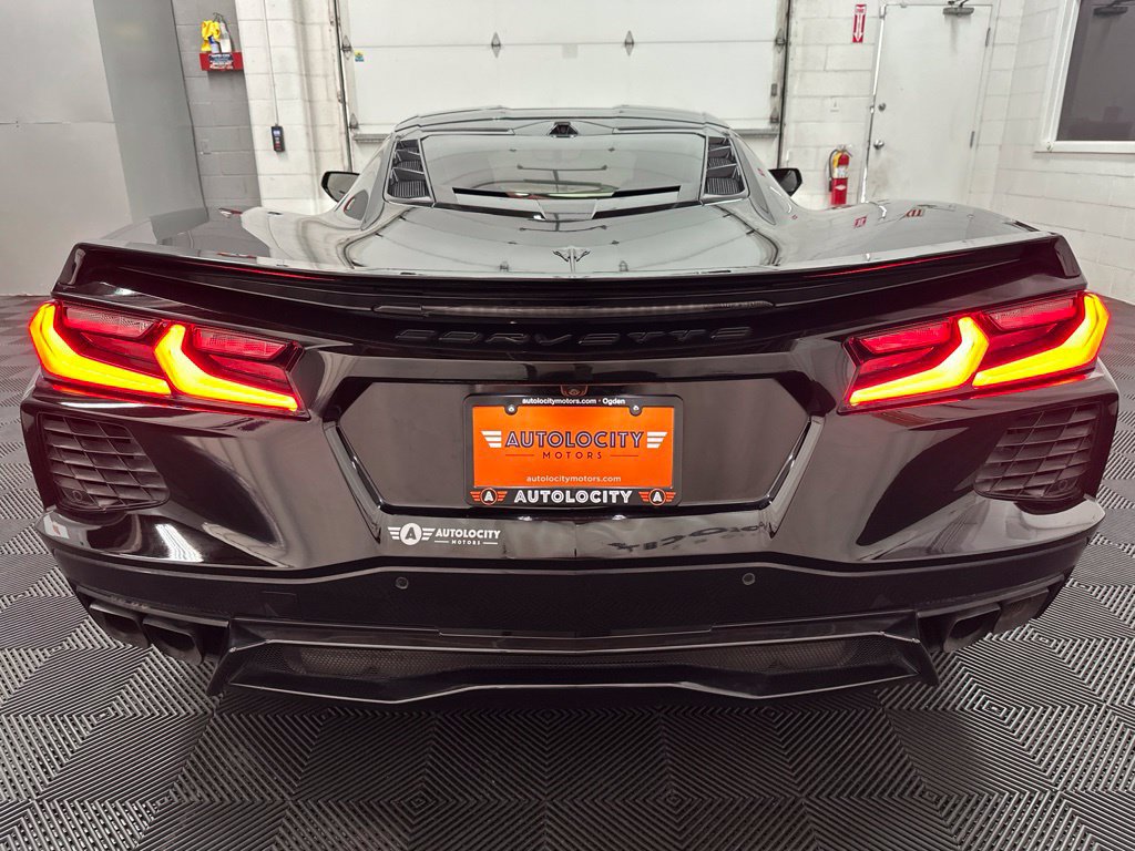 Used 2023 Chevrolet Corvette Stingray Premium Cpe w/ Z51 Performance Package RWD image 9