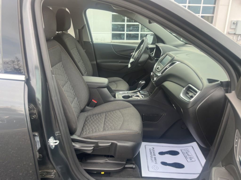 Used 2018 Chevrolet Equinox LT image 12