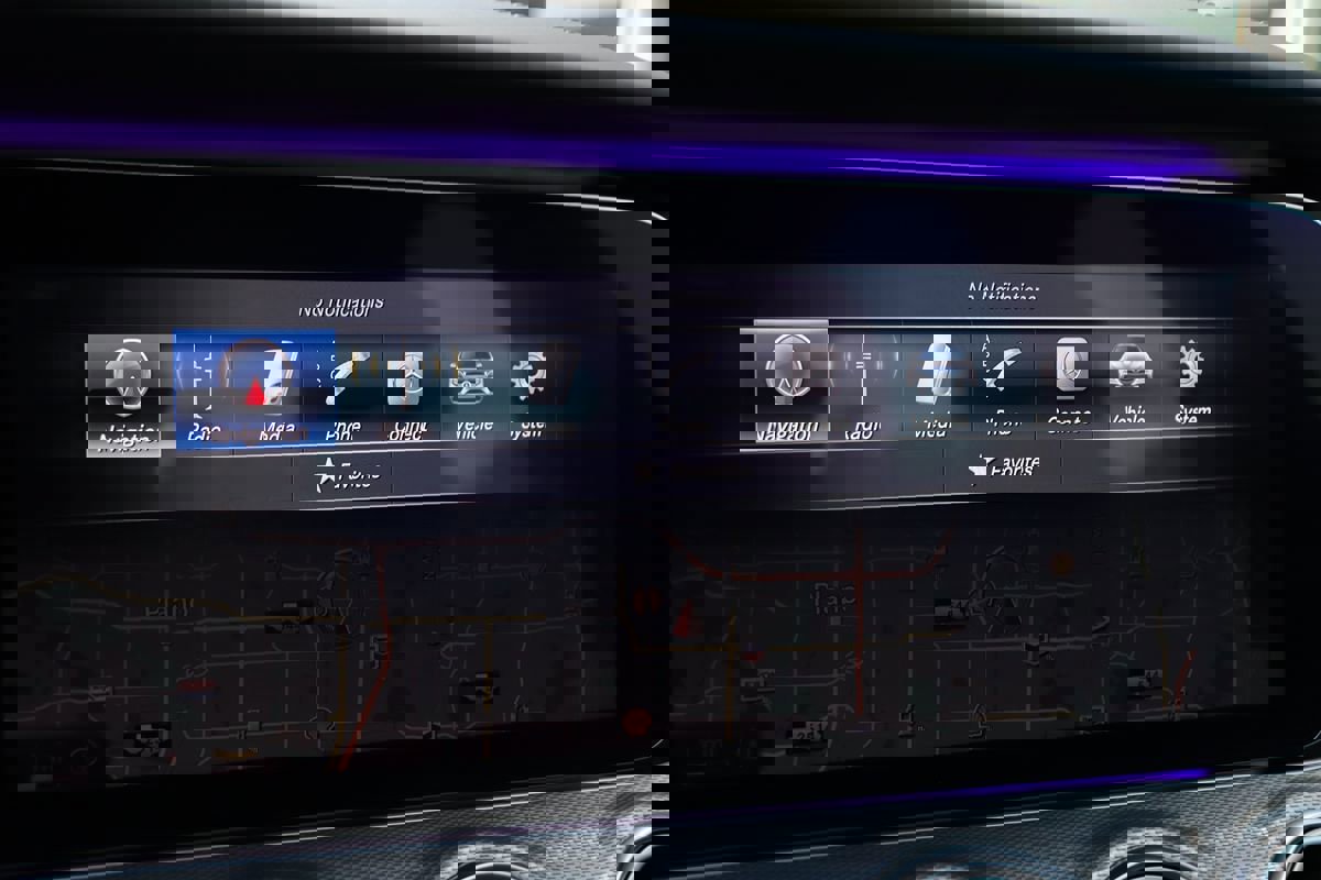 Used 2018 Mercedes-Benz E 63 AMG S image 27